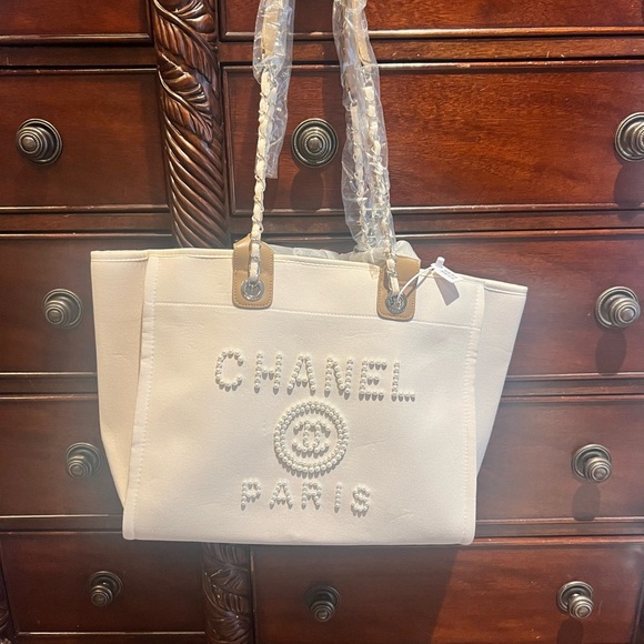 Chanel Beige Canvas Medium Deauville Tote - Picture 1 of 3